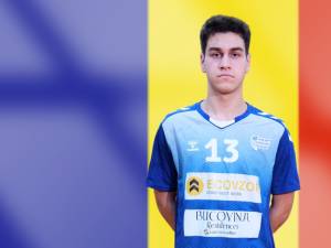 George Alexandru a fost selecționat în reprezentativa de beach handball a României