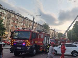 Incendiu la sala de sport situată la ultimul etaj al Complexului Comercial "Bucovina"