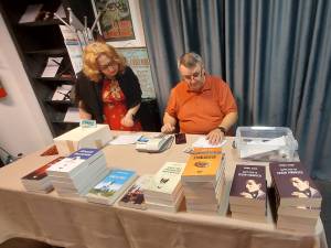 Trei ore de poveste și cu povești despre marele poet Cezar Ivănescu, spuse de scriitorul Viorel Ilișoi, la Suceava