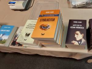 Trei ore de poveste și cu povești despre marele poet Cezar Ivănescu, spuse de scriitorul Viorel Ilișoi, la Suceava