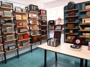 Piese unice în Europa pot fi admirate la cel mai nou muzeu din județ, Muzeul Radioului din Siret