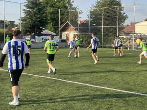 Revine s-a impus în derbiul cu EcoOptic în campionatul de old-boys