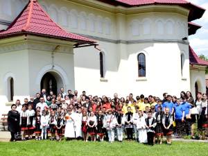 „Și cred că o copilărie e-o mică Sfântă Liturghie.” Activitate metodică a profesorilor de religie, la Putna