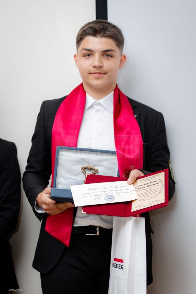 Gala absolvenților de gimnaziu la Colegiul Național „Eudoxiu Hurmuzachi” din Rădăuți