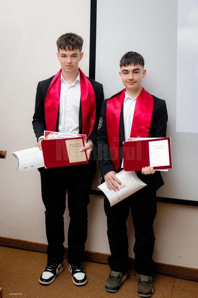 Gala absolvenților de gimnaziu la Colegiul Național „Eudoxiu Hurmuzachi” din Rădăuți