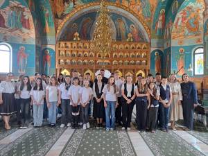 „Mâini dibace-pictură pe ceramică", acțiune la care au participat elevi din Bosanci și Marginea
