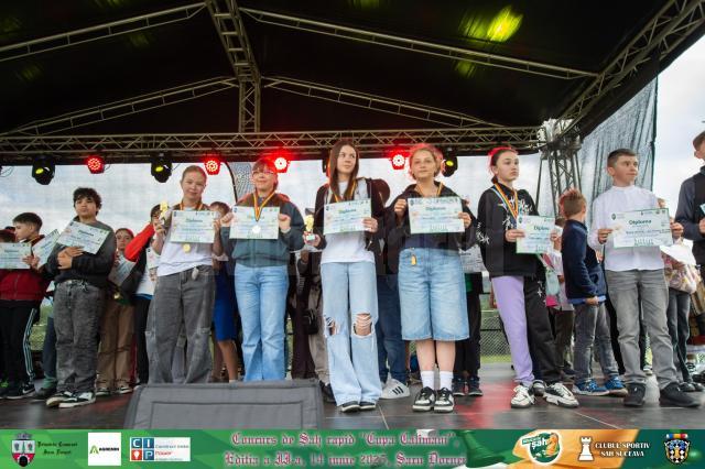 62 de copii au participat la competiția de șah Cupa „Călimani”, ediția a II-a