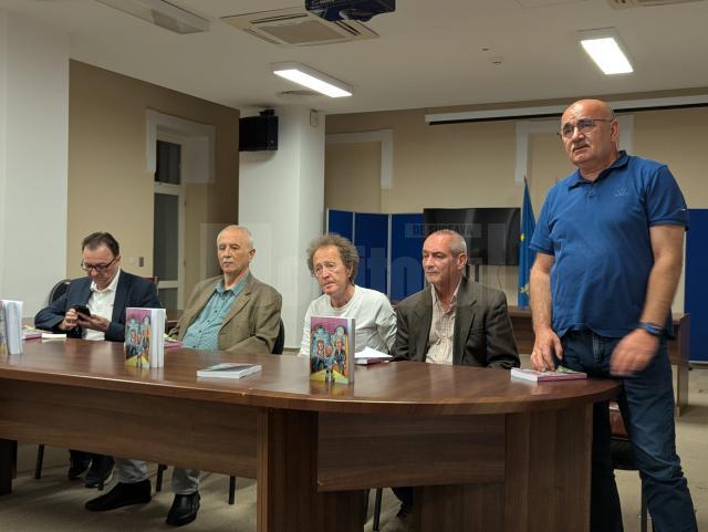 Lansarea volumului „Lumea prezentată sucevenilor. N-ai economist... vine Dan”, semnat de Dan Strutinschi