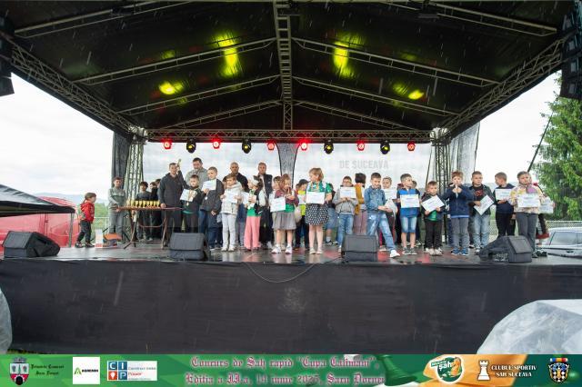 62 de copii au participat la competiția de șah Cupa „Călimani”, ediția a II-a