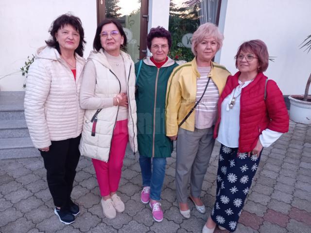 Absolvenți ai primei promoții a Liceului de Industrie Alimentară Suceava au sărbătorit  împreună cu colegii din alte zone 42 de ani de la terminarea Universităţii