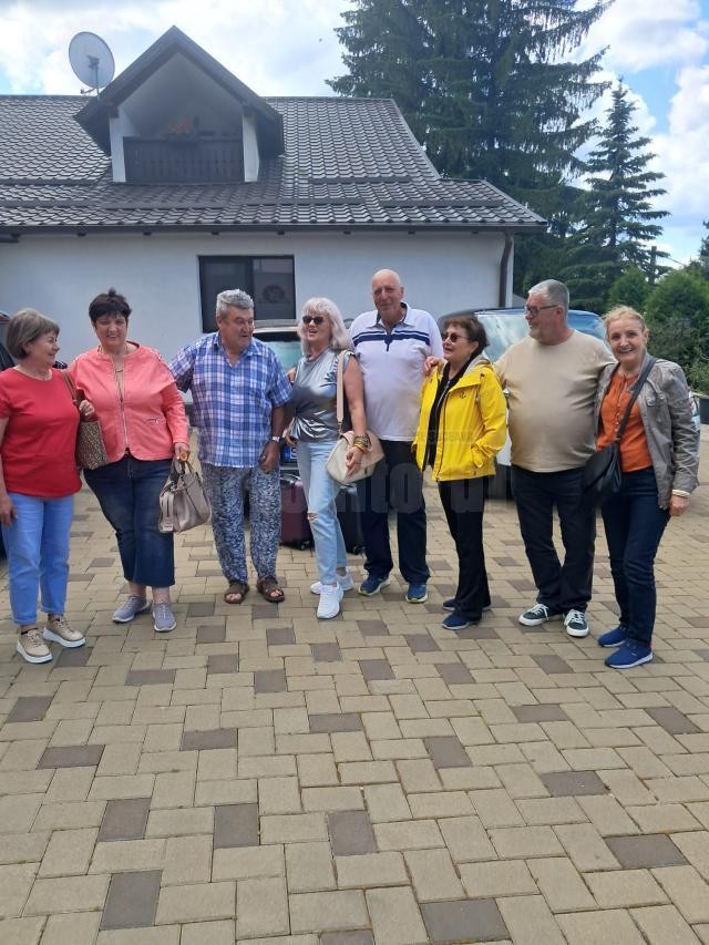 Absolvenți ai primei promoții a Liceului de Industrie Alimentară Suceava au sărbătorit  împreună cu colegii din alte zone 42 de ani de la terminarea Universităţii