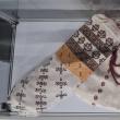 Expoziția „Cămăși și podoabe tradiționale”, deschisă pentru public la casa Ostra din Muzeul Satului Bucovinean