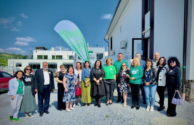 La Dorna Candrenilor a fost inaugurat primul centru de educație prin ecoturism din Țara Dornelor