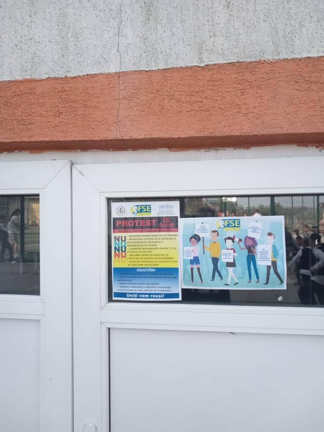 Protest, ieri, în școlile sucevene