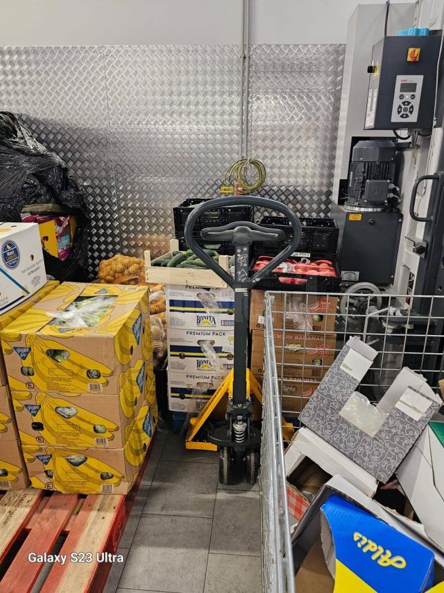 Trei hipermarketuri din Suceava au avut câteva ore activitatea sistată de către inspectorii veterinari