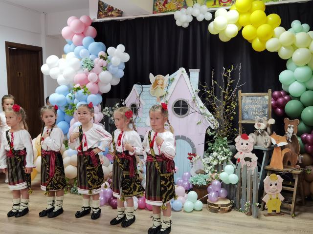 „Un nou acasă, o nouă poveste” – proiect de integrare a copiilor ucraineni în sistemul educațional românesc și în comunitate, desfășurat la Grădinița Obcini