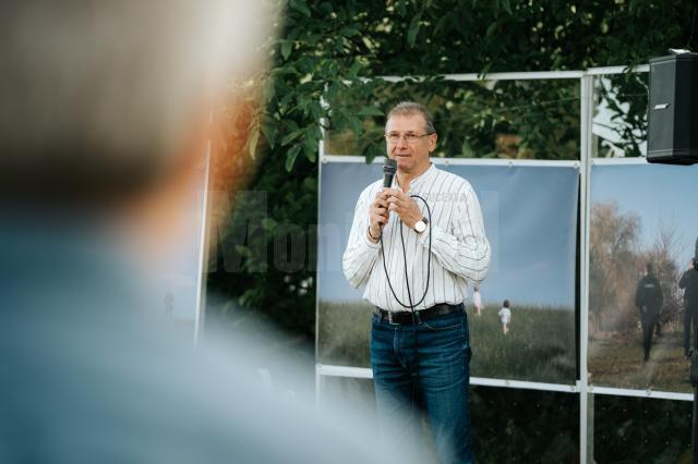 Inedită lansare a albumului foto „În căutarea timpului avut” de Ema Motrescu, în locul numit „Libertate”