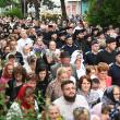 Procesiunea „Calea Sfântului”, purtând moaștele Marelui Mucenic Ioan cel Nou de la Suceava, a adunat mii de credincioși pe străzile orașului