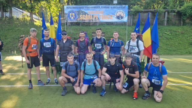 Rezultate remarcabile ale reprezentanților ISU Suceava la concursul pentru pompieri „Scări pe Toaca”