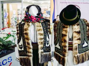 Târgul de Sânziene, în incinta Shopping City Suceava
