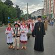 La procesiune au luat parte în premieră și reprezentanți ai comunității polone catolice din Poiana Micului și ai comunității ortodoxe ucrainene din Negostina