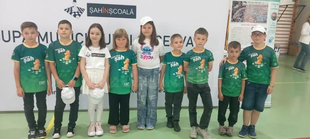 Tinerii șahiști suceveni au excelat, cucerind medalii la toate categoriile