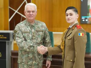 Miruna Gabriela Duracu a devenit oficial ofițer al armatei române. Foto FB MapN