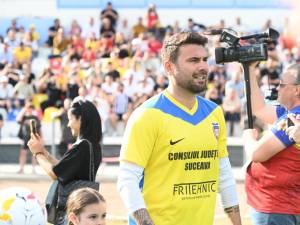 Meciul de retragere al lui Dorin Goian, spectacol în teren și în tribune