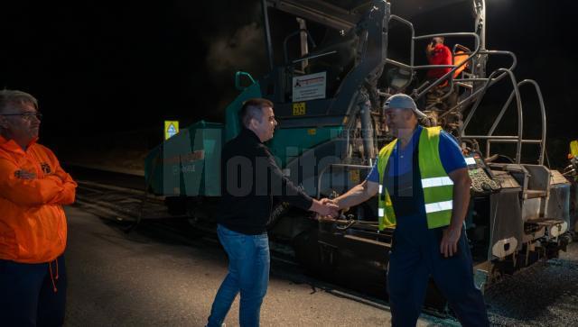 Gheorghe Șoldan a fost pe teren pentru a verifica stadiul lucrărilor de asfaltare a variantei ocolitoare a municipiului Suceava