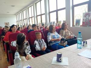 „Ia românească” – vernisaj în cadrul concursului interjudețean „Trecutul, prezentul și viitorul nostru”