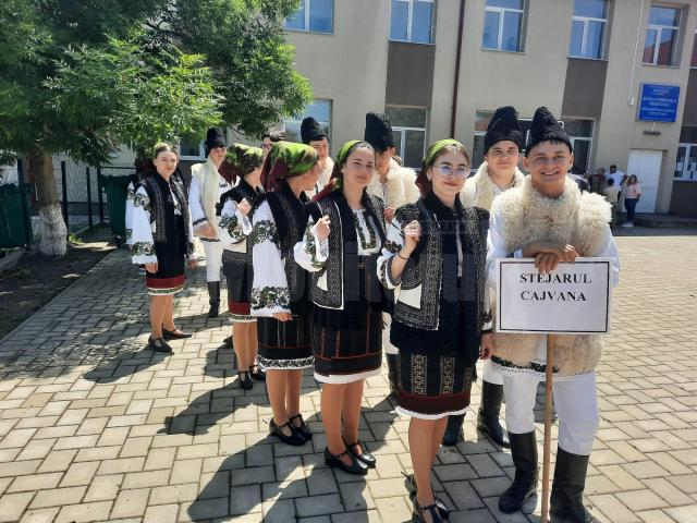 Festivalul interetnic „Conviețuiri”, cu parada grupurilor folclorice, la Negostina