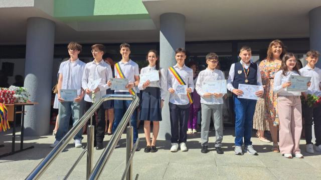 Rezultate excelente pentru elevii Școlii ,,Ion Creangă” Suceava, la competițiile de istorie