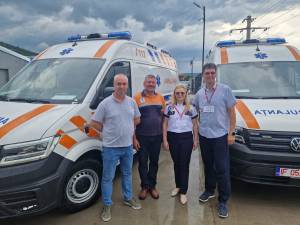Ambulanța Suceava a primit două noi mașini de salvare dotate cu sistem automat de resuscitare