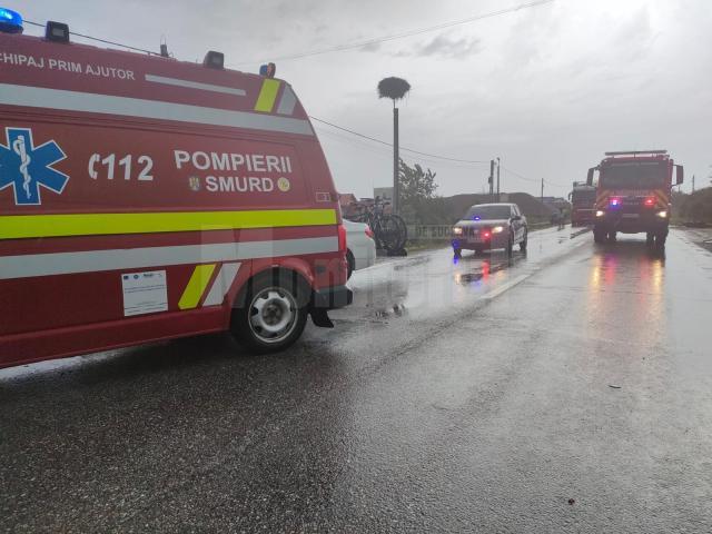 Dacia Logan, spulberată de pe șosea de un tir condus de un tânăr de 23 de ani