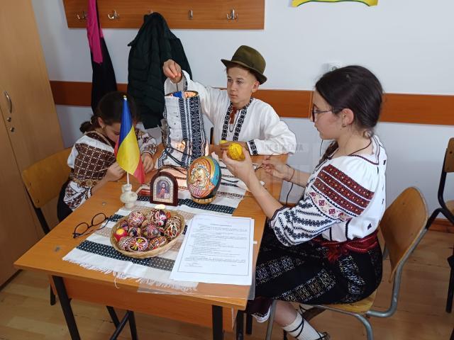 Concursul „Spiritualitate și tradiții prin ochi de copil” la Gura Humorului