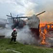 Anexă gospodărească, mistuită de un incendiu