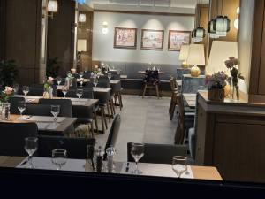 Restaurantul Latino se redeschide luni