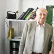 Dumitru Davidel, dedicat memoriei eroilor militari cu lucrarea „Gloria Armatei Române”, creația artistului Radu Bercea, președintele filialei sărbătorite