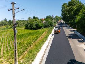 Modernizarea tronsonului de drum Uidești-Forăști-Oniceni se finalizează cu 9 luni în avans