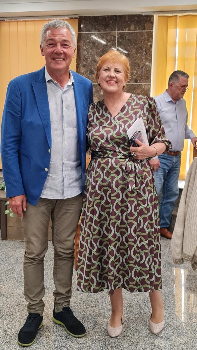 Adrian Păduraru și Angela Zarojanu, la finele ședinței de CL în care s-a decis schimbare de conducere la Teatrul Matei Vișniec Suceava