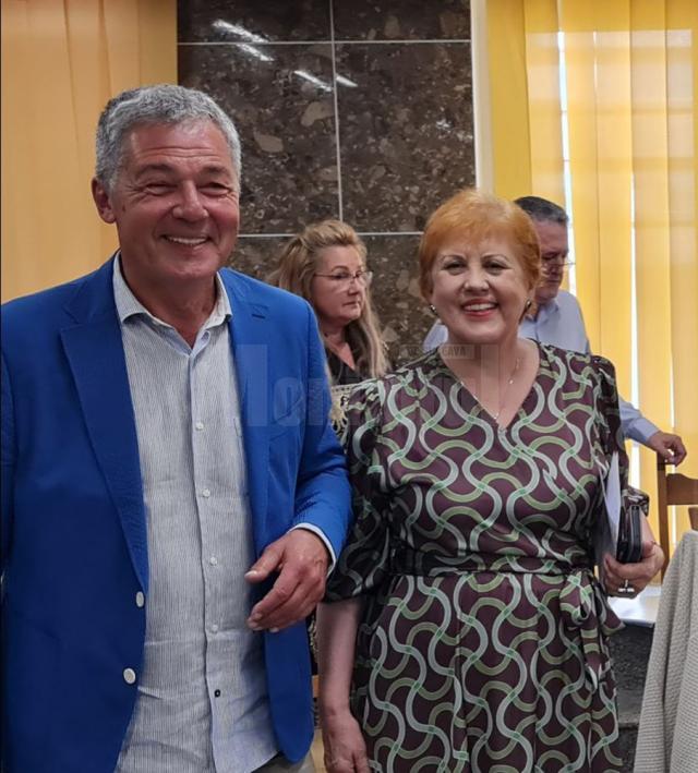 Adrian Păduraru și Angela Zarojanu, la finele ședinței de CL în care s-a decis schimbare de conducere la Teatrul „Matei Vișniec” Suceava