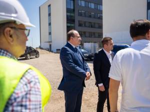 Ministrul Dezvoltării, Cseke Attila, a garantat finanțarea pentru Sala Polivalentă, căminul studențesc de la Moara și Palatul Administrativ din Suceava
