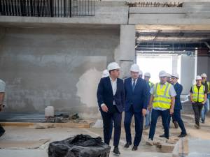 Ministrul Dezvoltării, Cseke Attila, a garantat finanțarea pentru Sala Polivalentă, căminul studențesc de la Moara și Palatul Administrativ din Suceava