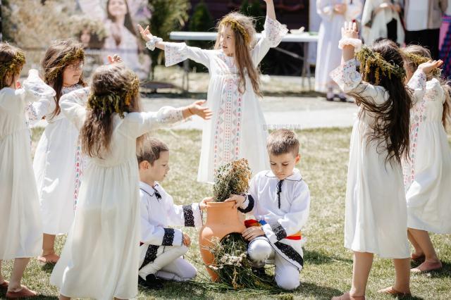 Festivalul concurs „Regina Sânzienelor” ediția a XI-a