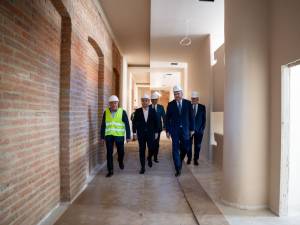 Ministrul Dezvoltării, Cseke Attila, a garantat finanțarea pentru Sala Polivalentă, căminul studențesc de la Moara și Palatul Administrativ din Suceava