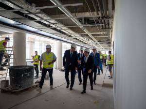 Ministrul Dezvoltării, Cseke Attila, a garantat finanțarea pentru Sala Polivalentă, căminul studențesc de la Moara și Palatul Administrativ din Suceava