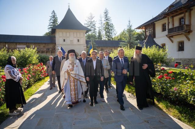 Președintele Consiliului Județean Suceava, Gheorghe Șoldan, a participat la pelerinajul de la Putna