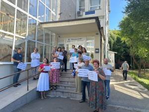 Angajații SGA Suceava protestează față de reducerile salariale anunțate de Guvern