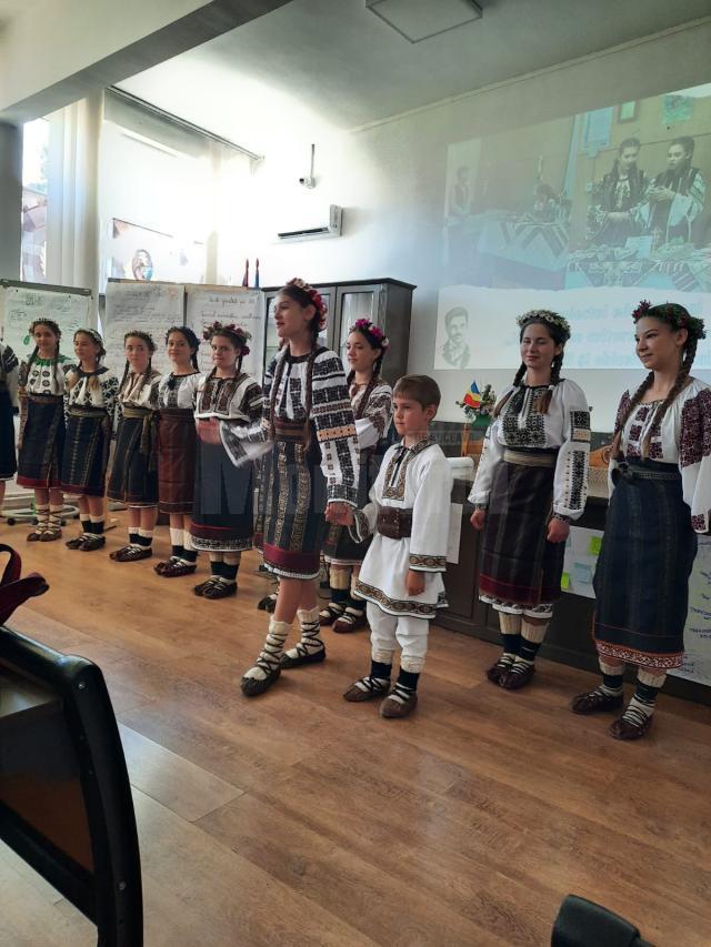 Școala de vară „George Tofan” Suceava – ateliere, studiu interactiv și activități de formare pentru profesori