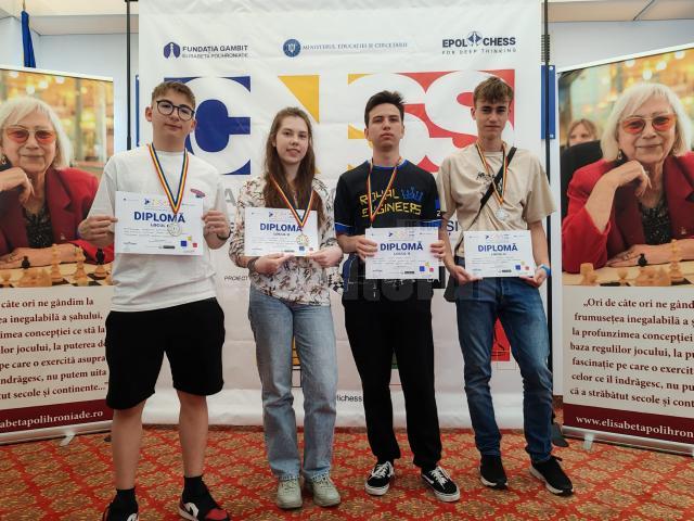 Tinerii șahiști de la Clubul Sportiv Șah Suceava, medaliați la competiții naționale